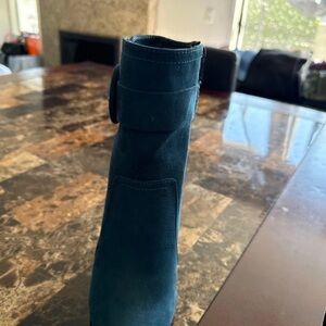 Shoe Dazzle Teal Suede Heeled Ankle Boots